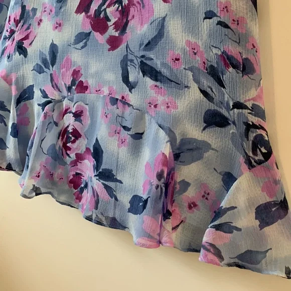 Skirt and top - Picture 6 of 9